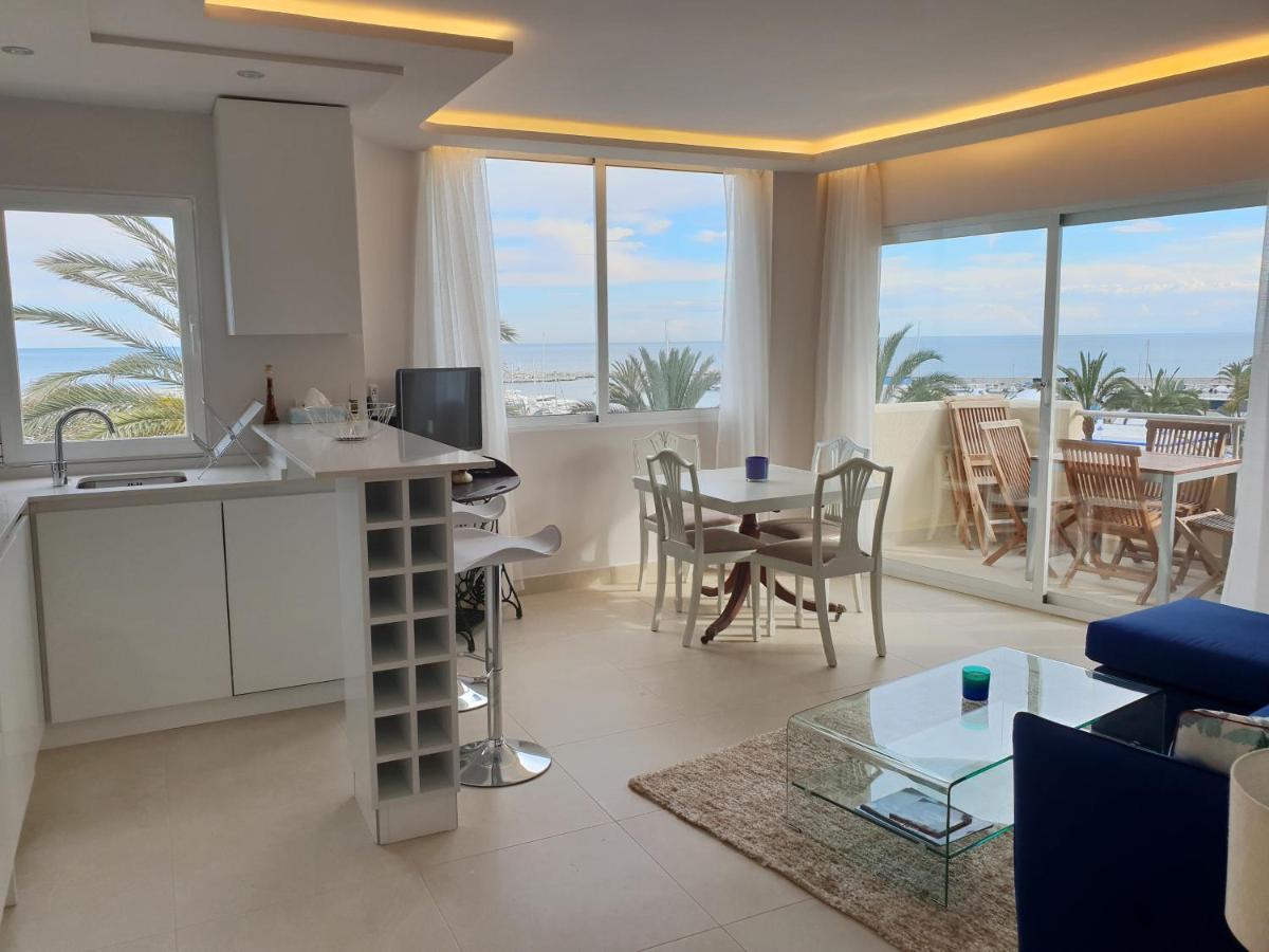 Fantastic Apartment In Front Of The Sea & Marina Estepona Buitenkant foto