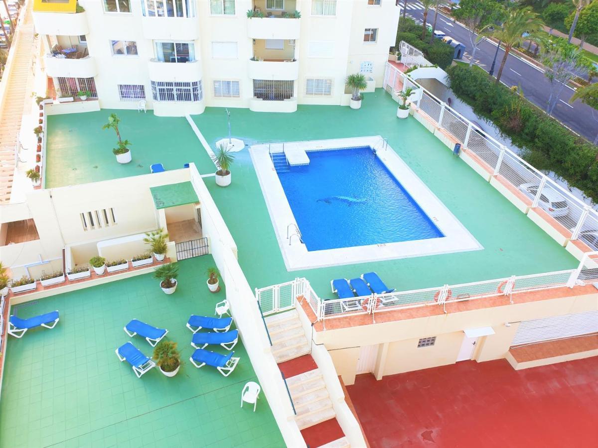 Fantastic Apartment In Front Of The Sea & Marina Estepona Buitenkant foto