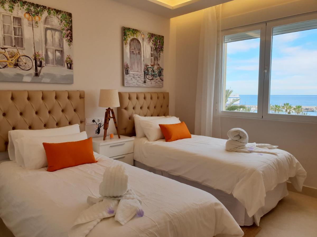 Fantastic Apartment In Front Of The Sea & Marina Estepona Buitenkant foto