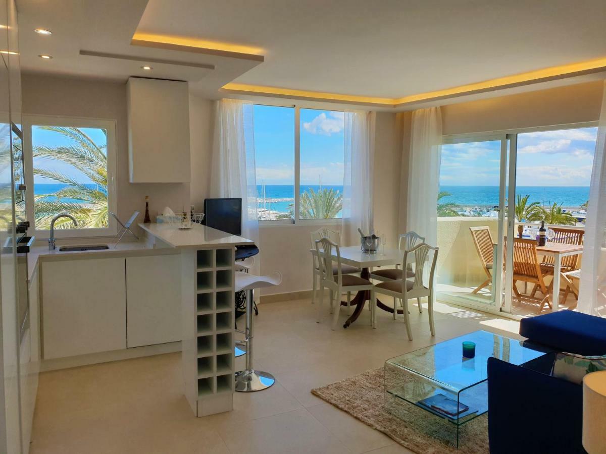 Fantastic Apartment In Front Of The Sea & Marina Estepona Buitenkant foto